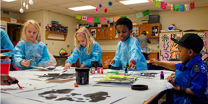 fly-art-01-580-parent-profile