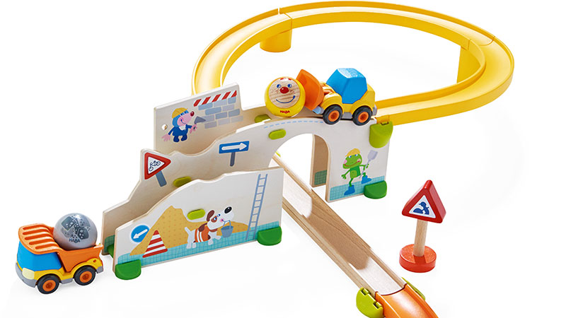 303081_4c_F_Kullerbue_Spielbahn_Auf_der_Baustelle_01