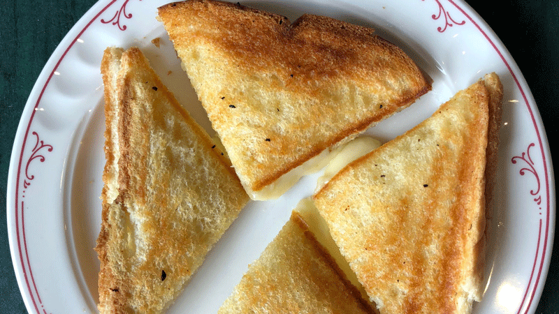 Kid's cheesy pocket
