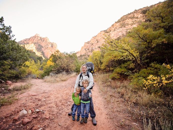 Molly Bonds exploring