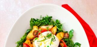 A tomato-inspired dish.