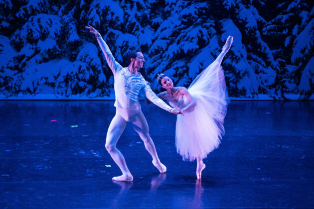 Two dancers on stage