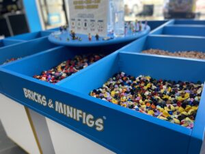 Bricks and Minifigs store features new, used and collectible LEGO sets, along with bricks and merchandise.