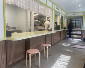 The interior of Iggy's Eggies.