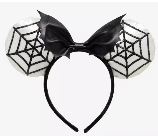 BoxLunch Halloween Giveaway
